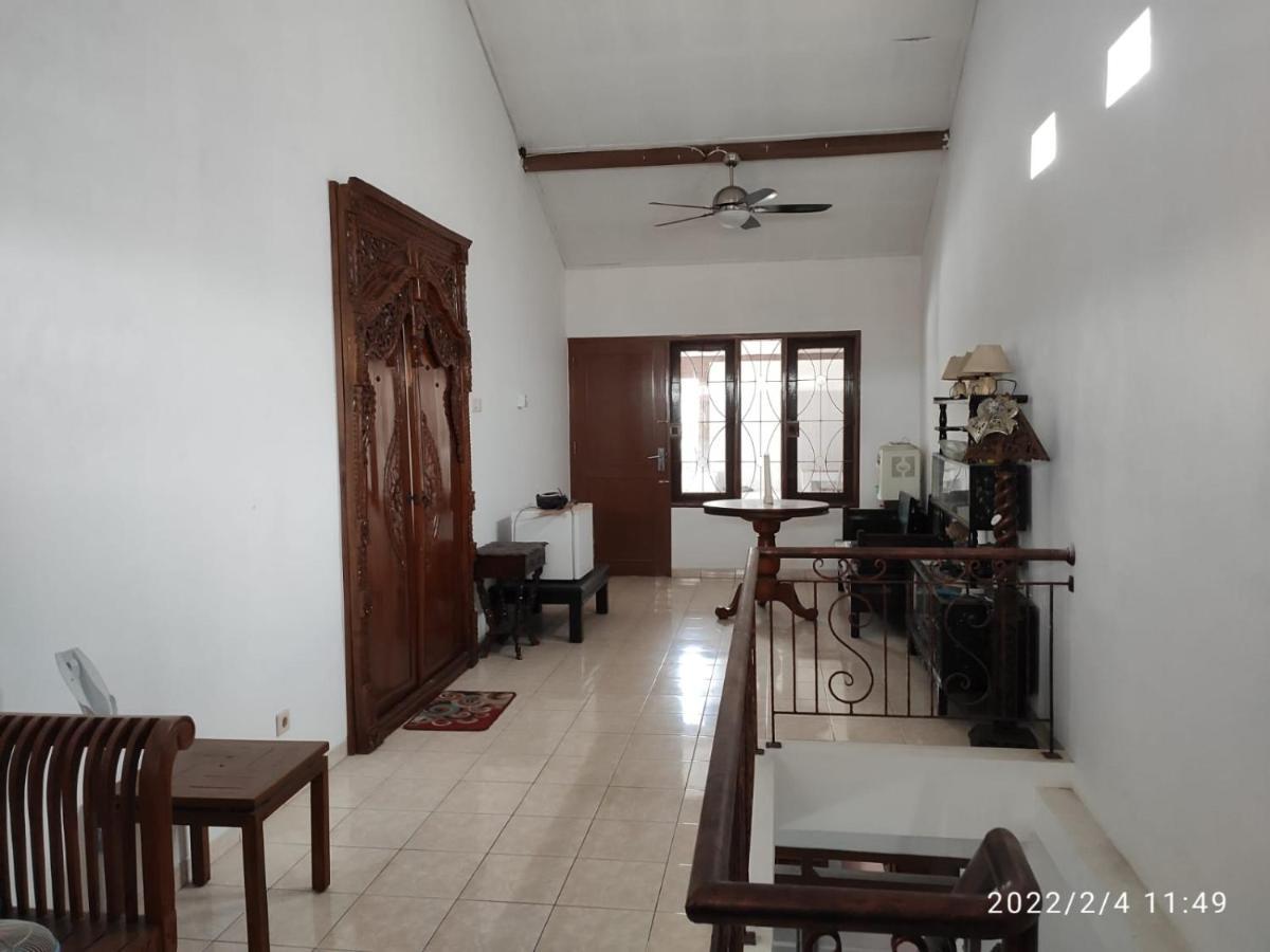 Kelana 2 Nice Homestay Semarang Luaran gambar