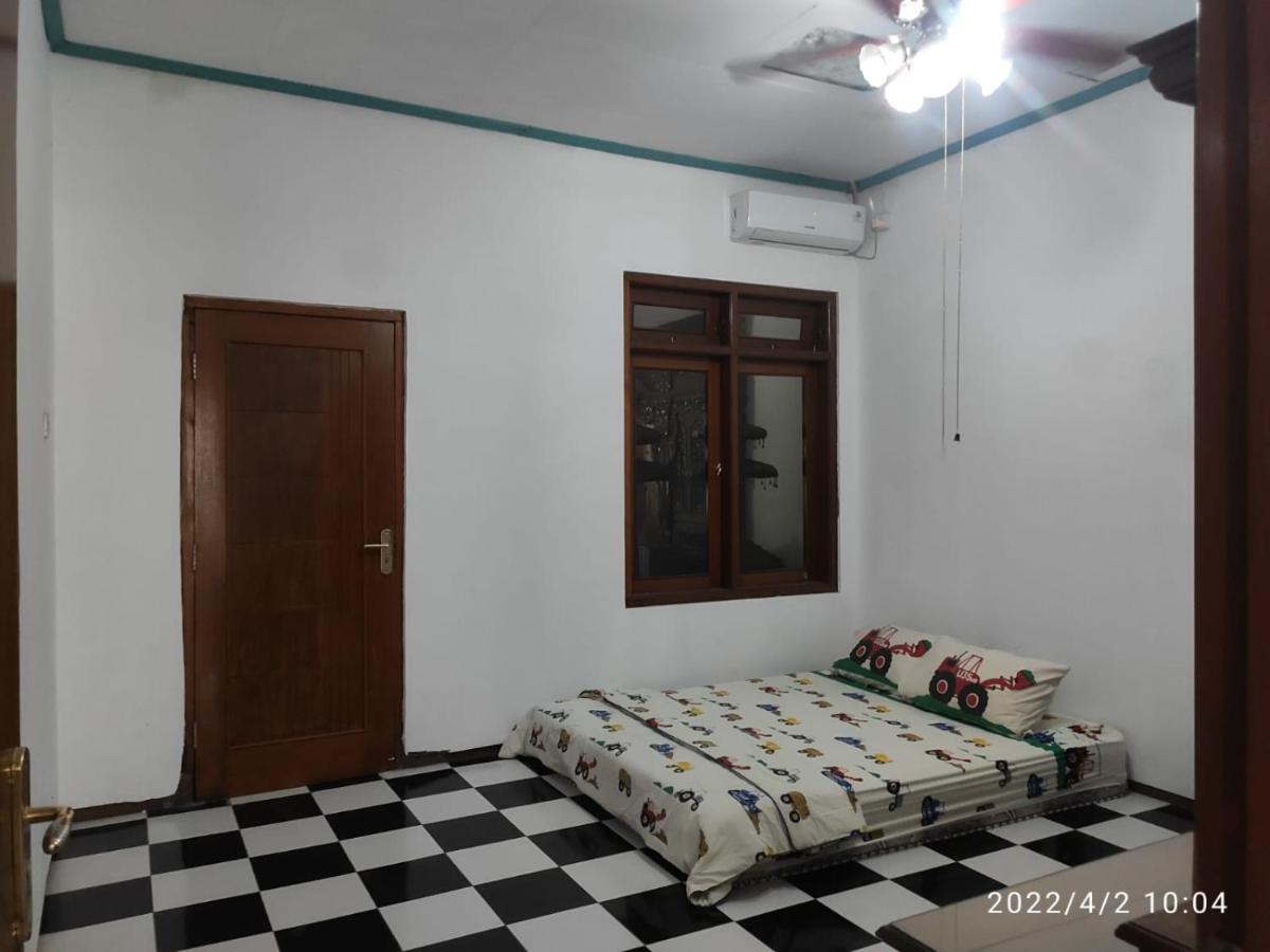 Kelana 2 Nice Homestay Semarang Luaran gambar